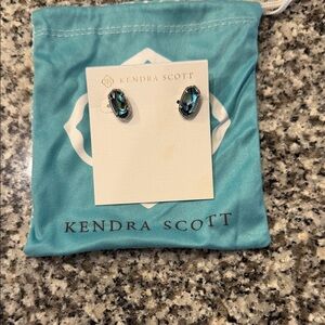 Kendra Scott Iridescent Abalone Oval Stud Earrings in Teal and Blue
